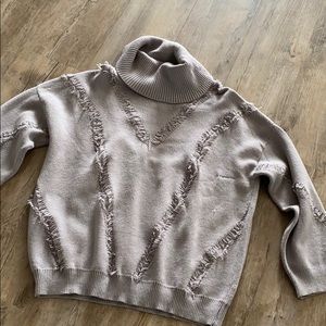 NWT Beautiful long sleeve top
